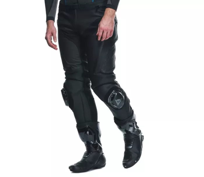 Męskie spodnie skórzane Dainese DELTA 4 BLACK/BLACK
​