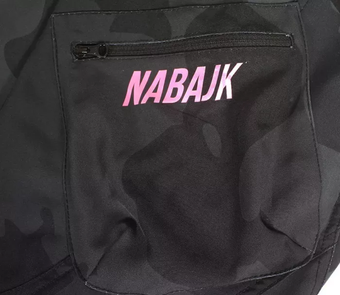 Szorty damskie Nabajk Trautenberk black camo/old pink