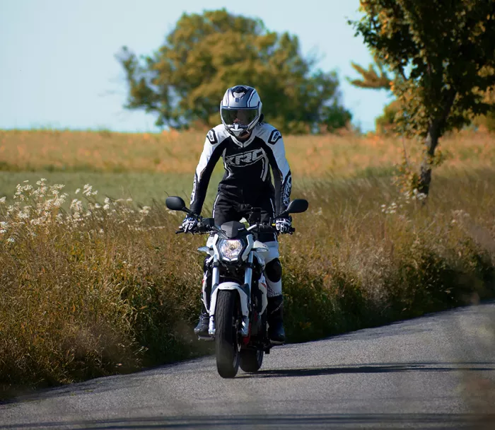 Kombinezon jednoczęściowy XRC Haderg blk / biały